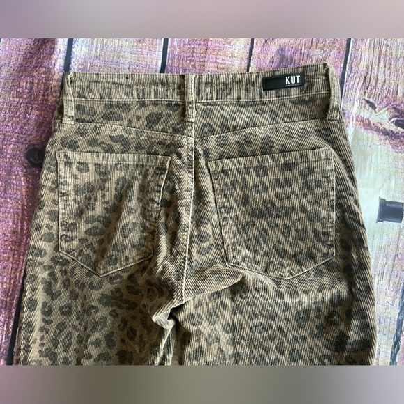 Mom Jean - Picture 4 of 8